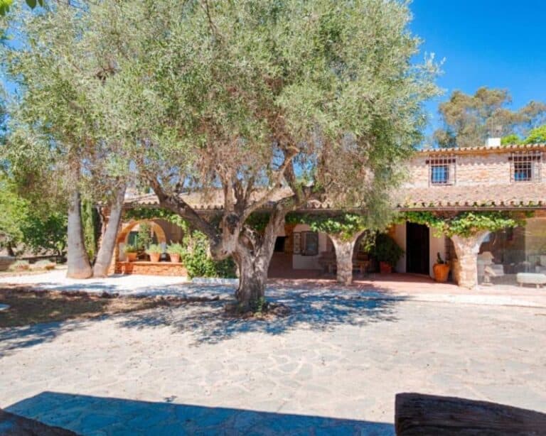 Country House for Sale in Senija