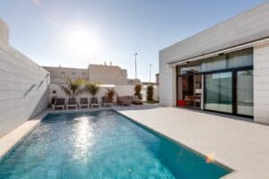  Alicante
