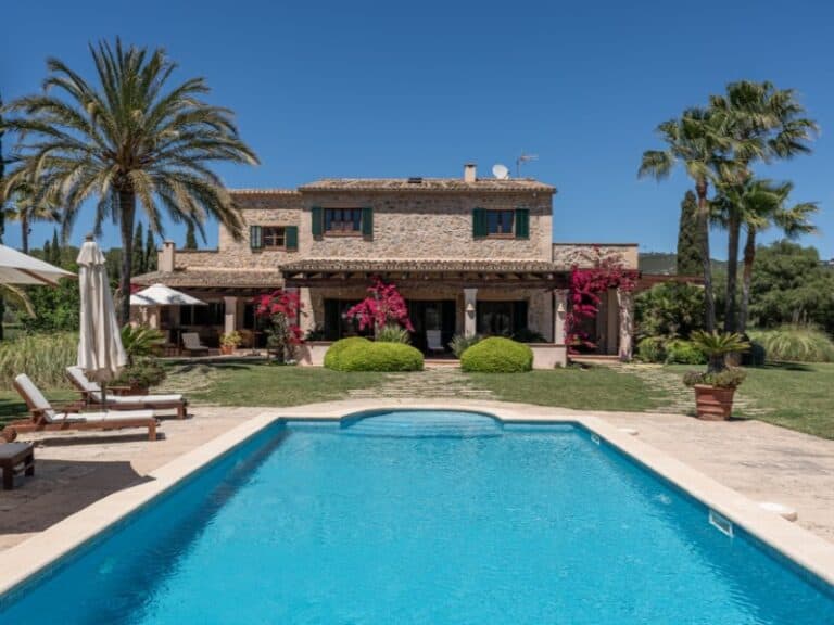 Country House for Sale in Calvià