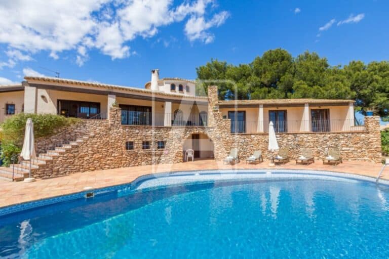 Villa for Sale in Calpe