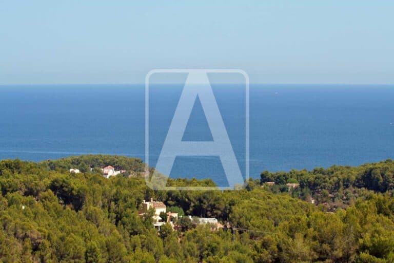 Plot for Sale in Benissa