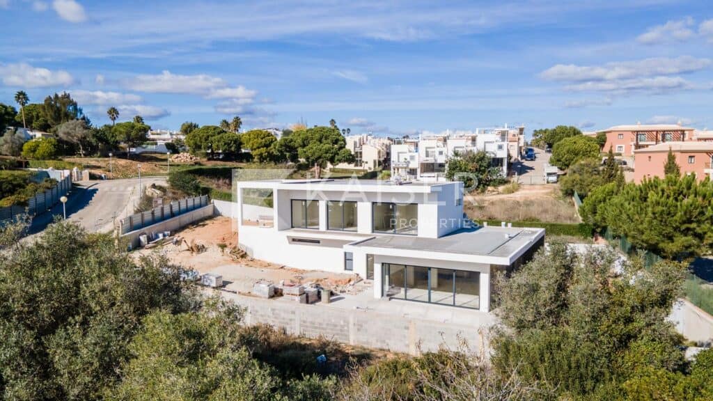 Villa for Sale in Carvoeiro