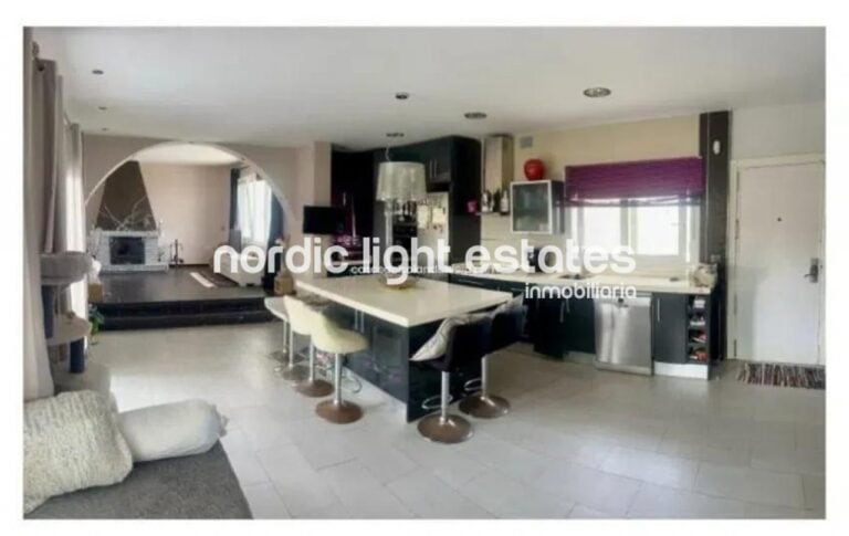 Villa for Sale in Benajarafe