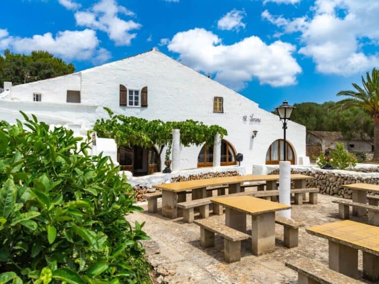 country house for Sale in Mahon