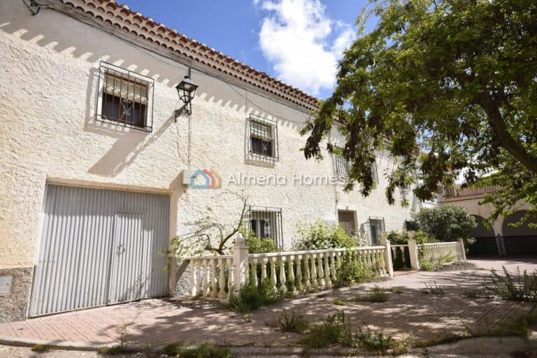  Almeria