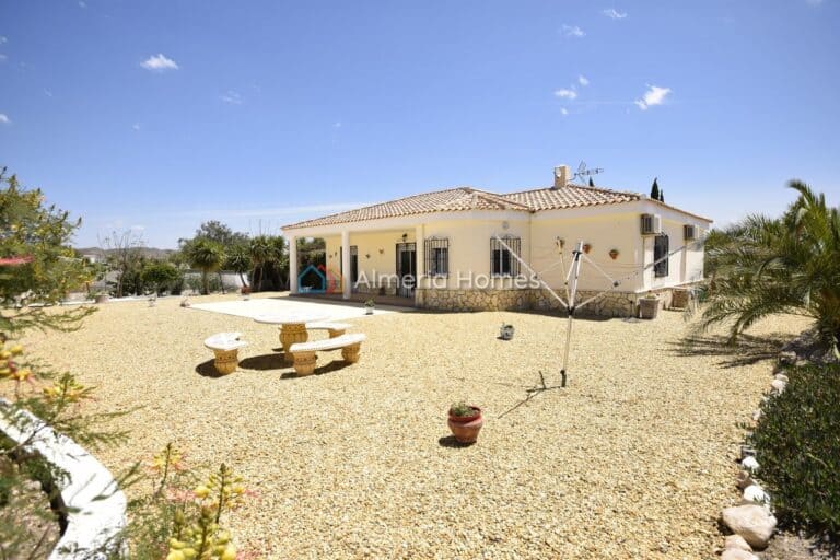 Villa for Sale in Albox