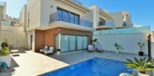 Villa for Sale in Villamartin