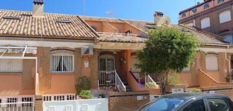 Town House for Sale in Torre de la Horadada
