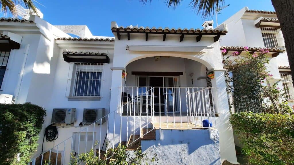 villa for  in