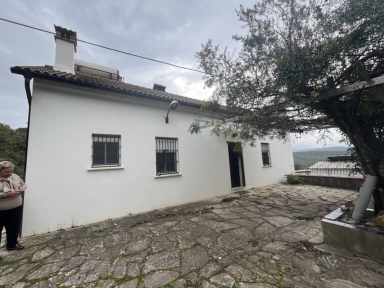 Country House for Sale in Ubrique
