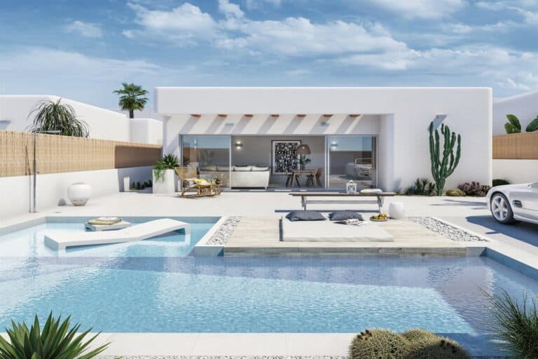 Villa for Sale in Los Alcázares