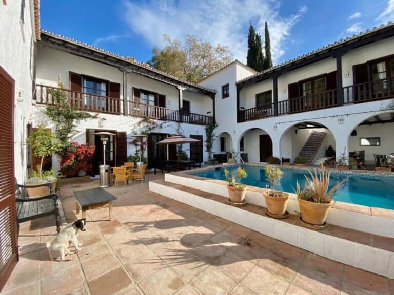 Country House for Sale in Estepona