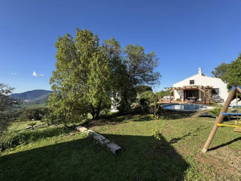 country house for Sale in El Gastor