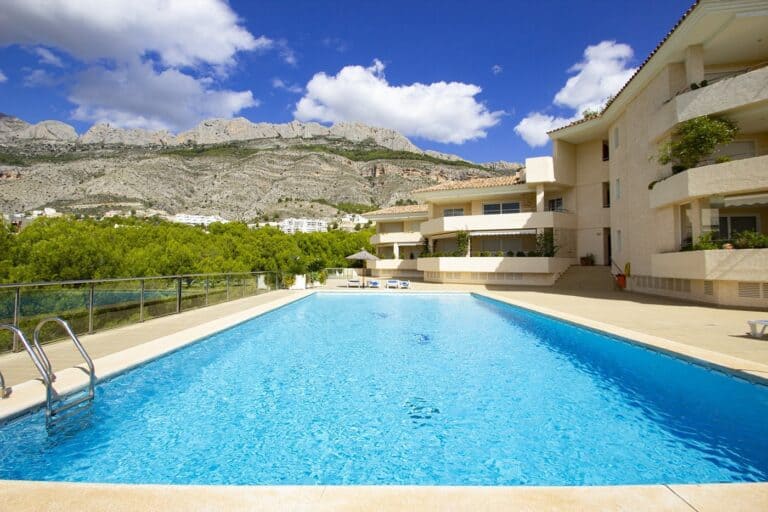  Alicante
