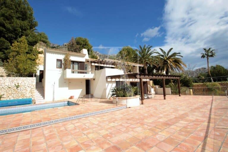 Villa for Sale in Altea