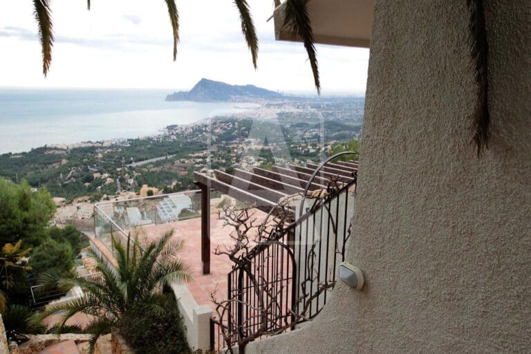  Alicante