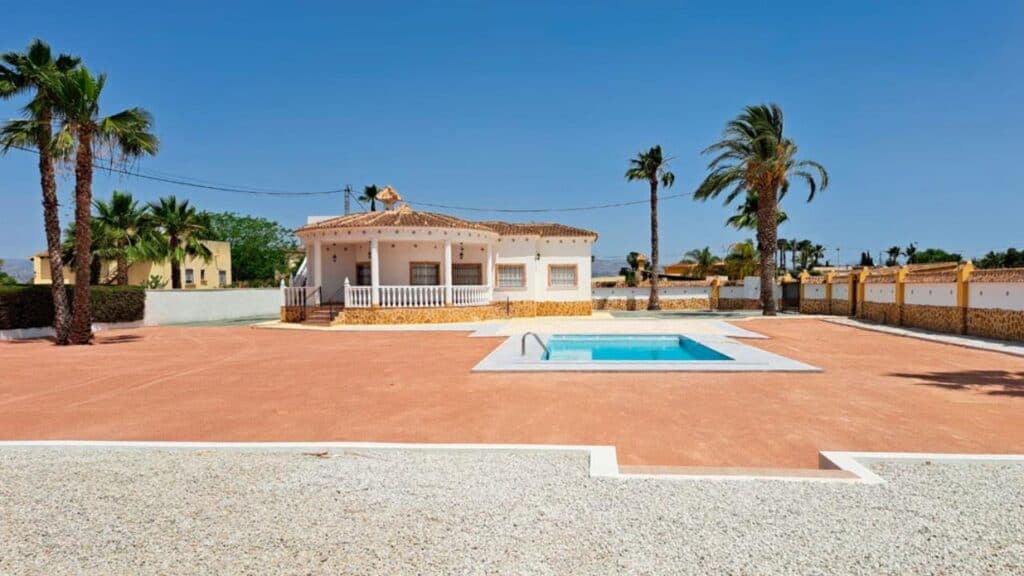 villa for Sale in Catral