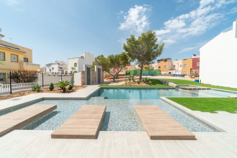  Alicante