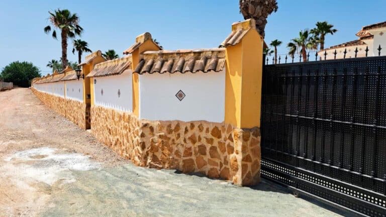  Alicante