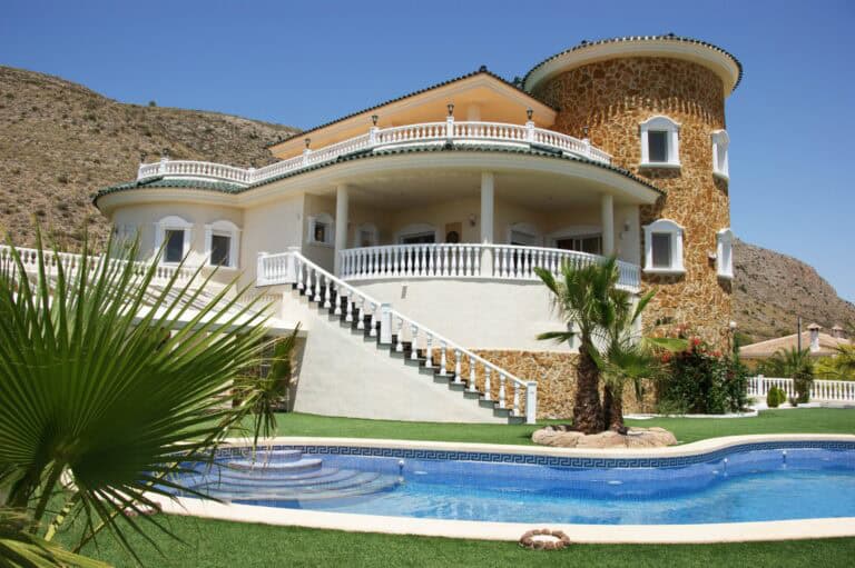 Villa for Sale in Hondón de las Nieves