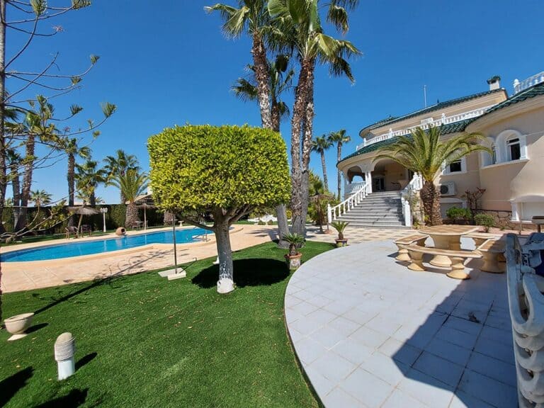  Alicante