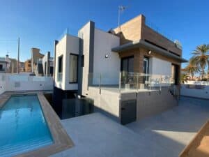 Villa for sale in Torrevieja