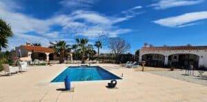 Villa for Sale in Turre