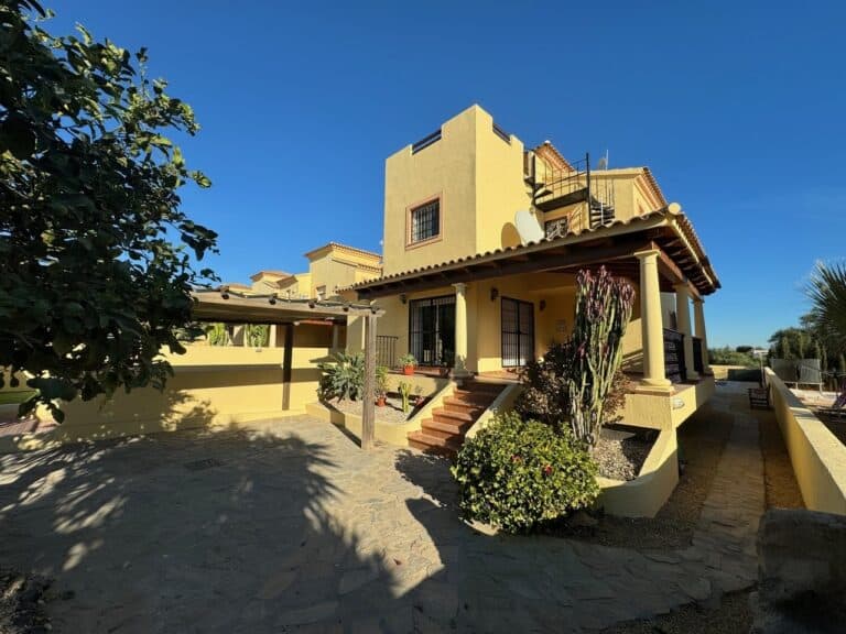 Villa for Sale in Vera