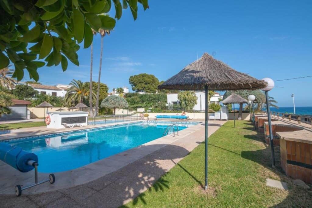 Studio close to the sea for sale in Calpe