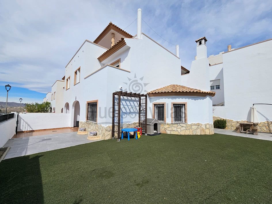 Villa for Sale in Turre