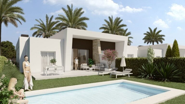 Town House for sale in Algorfa