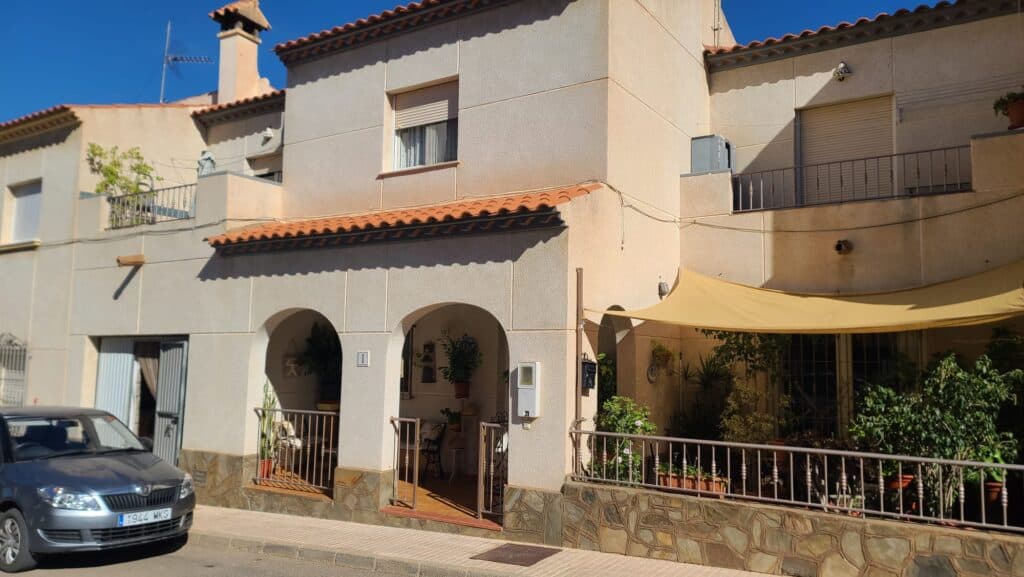 Town House for Sale in Turre
