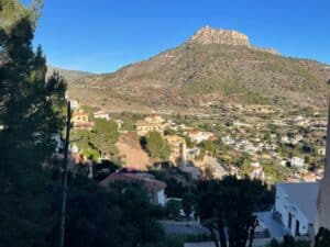 Building plot with open views for sale in Calpe