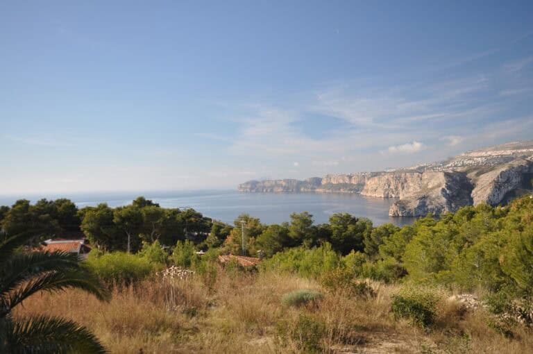 Fantastic plot with unbeatable seaviews for sale in Javea