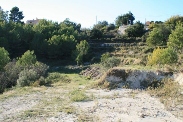Rustic land with seaview for sale in Benitachell