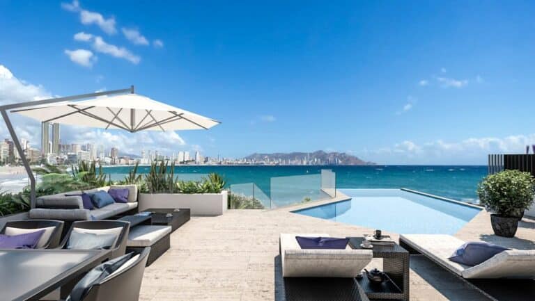 Last frontline duplex for sale in Benidorm