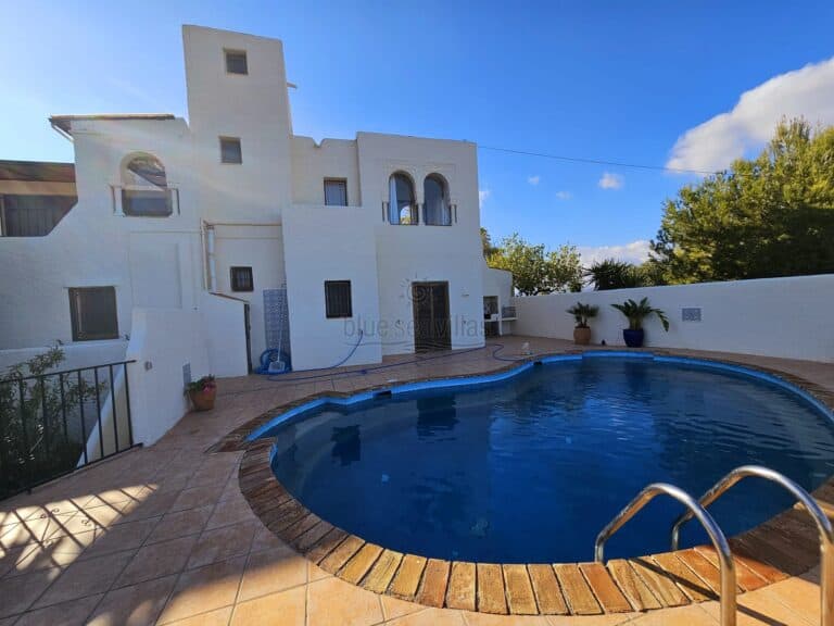 Villa for Sale in Cortijo Grande