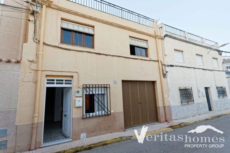 Apartment for Sale in Turre