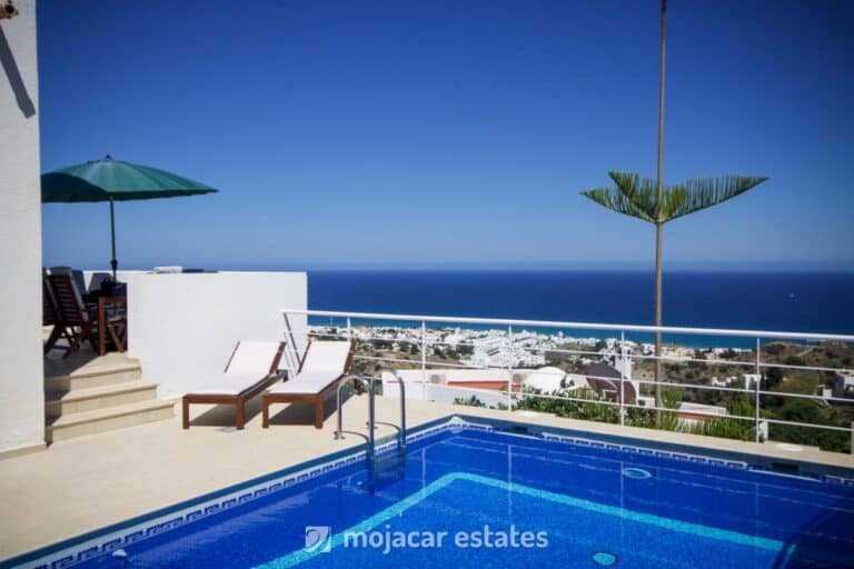  Almeria