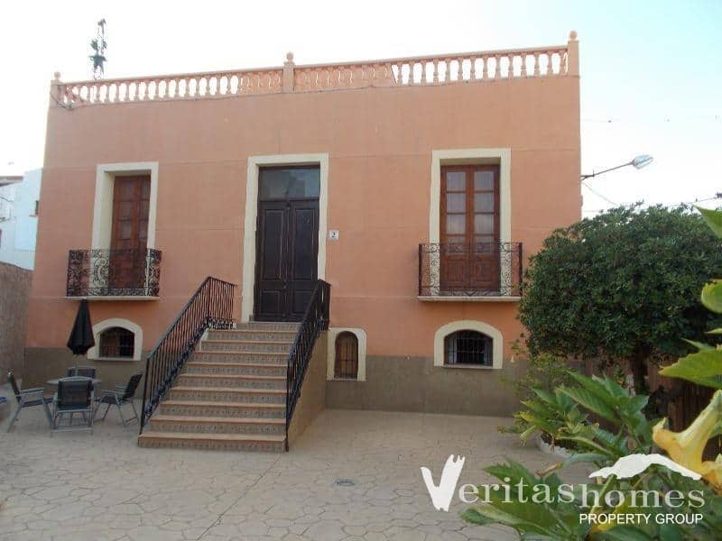 Villa for Sale in Turre