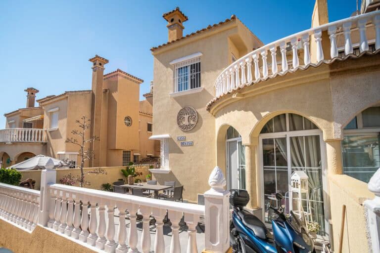  Alicante